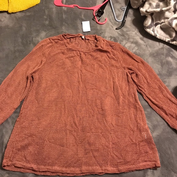 Mesh see through sweater - Picture 2 of 2